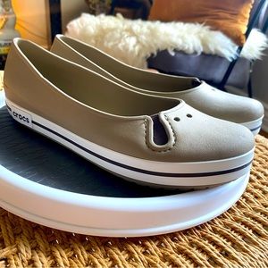 CROCS Women's Crocband Ballet Flats Size 9 Taupe Tan Khaki  Rubber Slip On Shoe